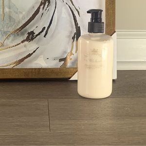 Alléchant Limited Edition Moisturizing Cream